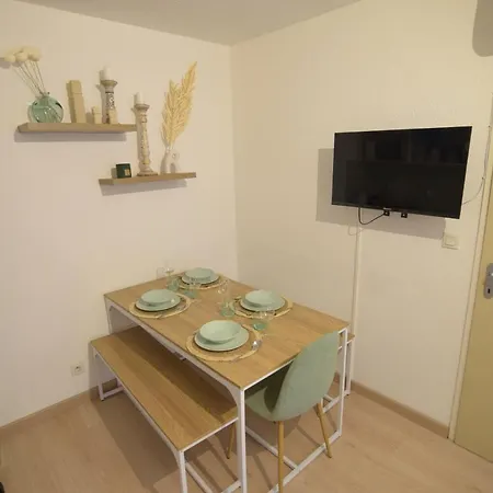 Διαμέρισμα Le Boheme T2-wifi-calme-parking *